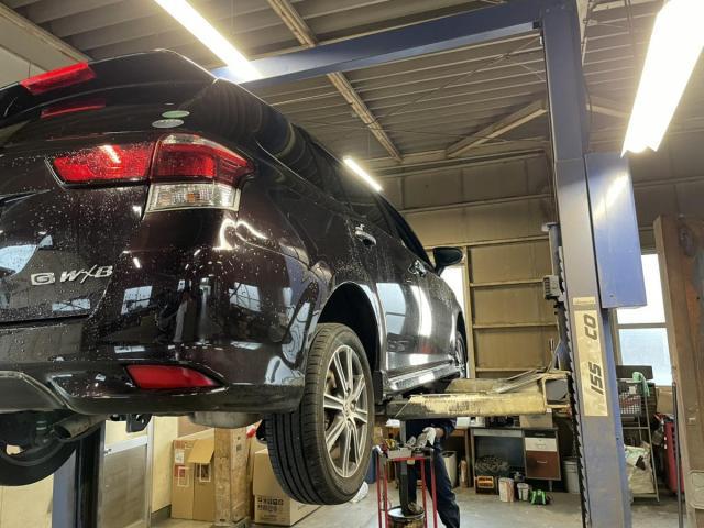 【袋井市】トヨタ・カローラのオイル交換が安い｜オイルフィルター交換も江塚自動車商会へ！