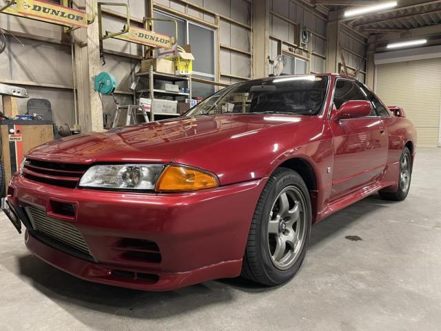 【袋井市】日産スカイラインGT-Rのボンネット塗装なら｜確かな品質の江塚自動車商会