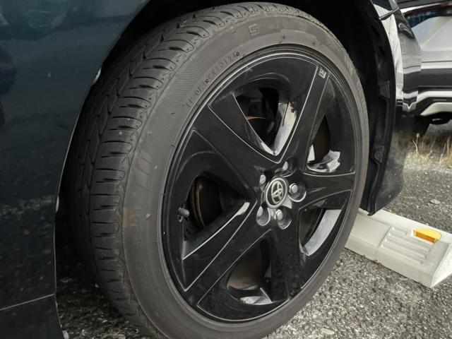 【掛川市】トヨタ プリウスのタイヤ交換なら江塚自動車商会｜セイバーリング SL201で安心ドライブ