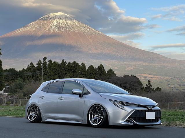 車のお探し専門店富士宮店です。ベース車両から探してカスタムを行い納車が出来ます。