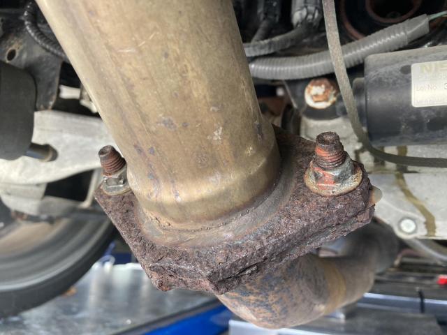 CKV36 スカイラインクーペ マフラーリアピース交換 静岡 富士 CKV36 スカイラインクーペ マフラーリアピース交換 静岡 富士