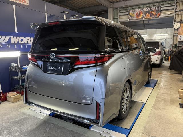 トヨタ　ヴェルファイア　サイドドアイージークローザー取り付け