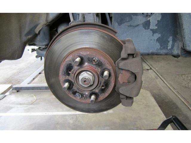 ブレーキパッド交換　ブレーキ修理　車検点検　富士宮市