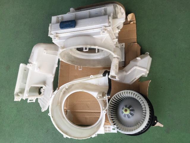 ホンダ CR-Zのエアコンを修理しました！