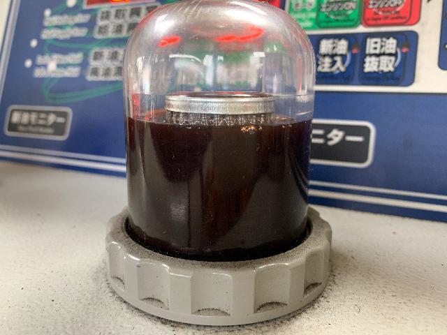 トヨタ　ウィッシュのATFを圧送交換しました。