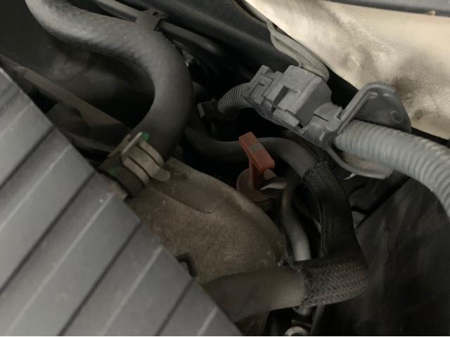 トヨタ　クラウンエステートのATFをトルコン太郎で圧送交換しました。