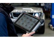 目に見えないコンピューターやセンサーの不具合を診断、原因を究明する診断機を導入しています。