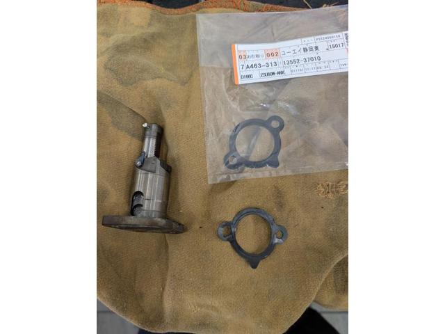 トヨタ　ハリアー　型式DBA-ZSU60W
E/Gテンショナーガスケット・右スタビライザーリンク