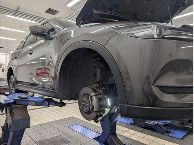 マツダ　CX-8　3DA-KG2P　ロアアームブーツ左右交換