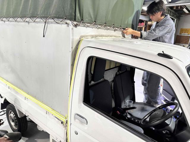 キャリートラック　幌車　鈑金塗装　事故修理　アライメント