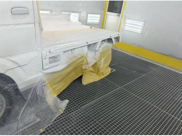 キャリートラック　幌車　鈑金塗装　事故修理　アライメント