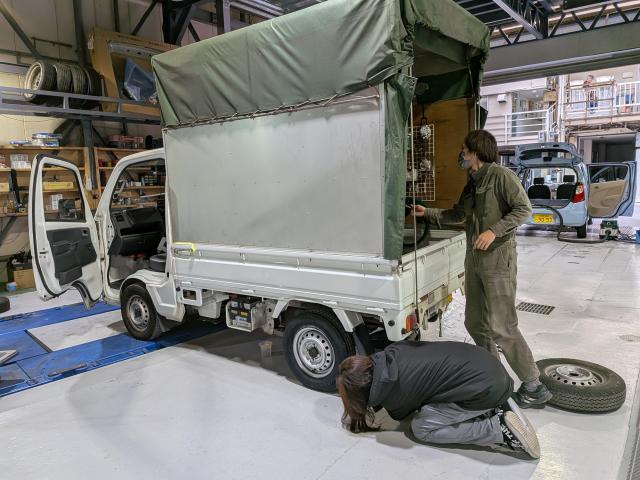 キャリートラック　幌車　鈑金塗装　事故修理　アライメント