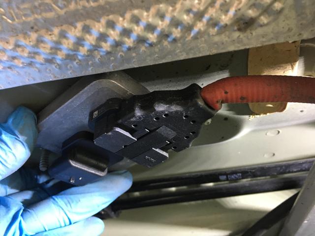 メルセデスベンツ　E250クーペ　エンジンチェックランプ点灯