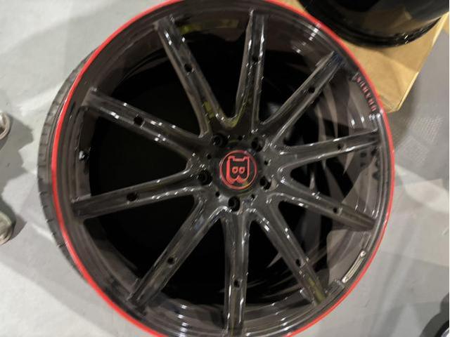 メルセデス・ベンツ　ゲレンデヴァーゲン　G350d　G63　G400d　G450ｄホイール・タイヤ交換　ワイトレ　ドイツ車　ワイドタイヤ
大阪府　松原市　藤井寺市　羽曳野市　堺市　地域密着　不思議な車屋