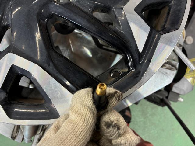 ホンダ　Ｎ－ＢＯＸカスタム　ホイール・タイヤ交換　持ち込みタイヤ交換  AUTOWAY　オートウェイ　輸入タイヤ  タイヤ交換　タイヤ　コーティング　奈良県　上牧町　香芝市　広陵町　王寺町　大和高田市　河合町　大和郡山市　生駒市　葛城市