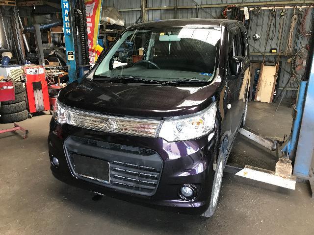 エンジンオイル交換！【奈良　香芝　オイル交換から車検　板金まで　事故対応ならカーセンターナカノまで！！】