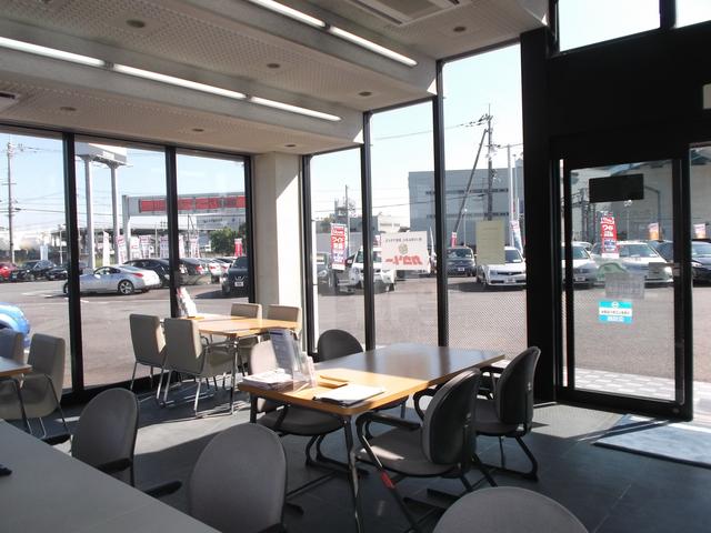 京都日産自動車(株)カーメッセ久御山U-Cars(4枚目)