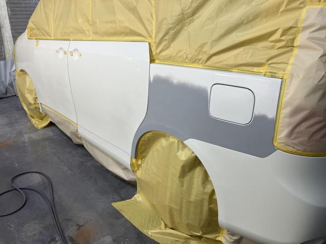 トヨタ　ノア　左側面　板金塗装　修理