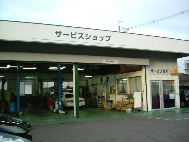 (株)奈良マツダ 八木店(5枚目)