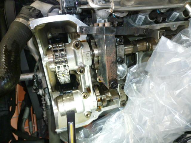 BMW E92 M3 車検整備｜エンジン振動・警告灯点灯でVANOSユニット交換【徳島 プレミアムカーセンター】徳島 香川 淡路島