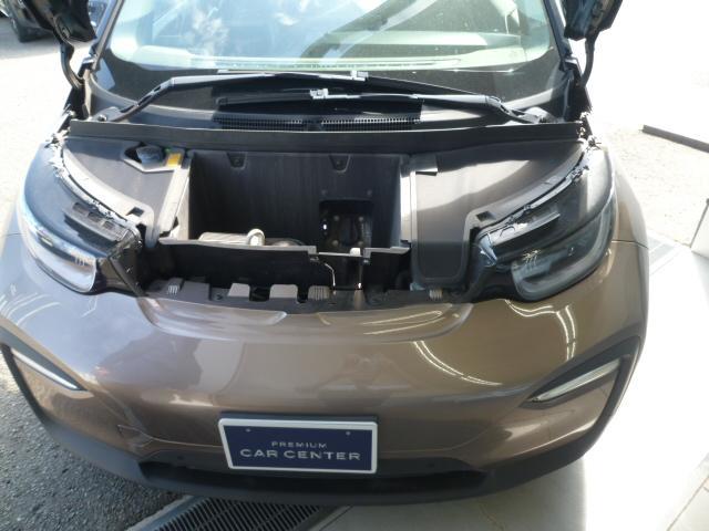 BMW i3｜充電器カバーの割れ修理　安心の純正部品にて交換【徳島 プレミアムカーセンター】徳島 香川 淡路島