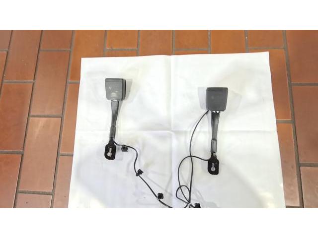 BMW 118i｜運転席シートベルトが刺さりにくい　シートベルトバックル【徳島 プレミアムカーセンター】徳島 香川 淡路島