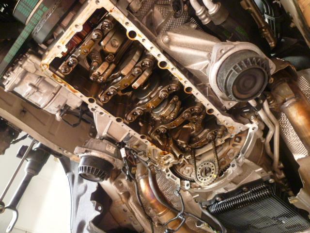 BMW 650i｜車検整備＆オイル漏れ修理　オイルパンガスケット交換　【徳島 プレミアムカーセンター】徳島 香川 淡路島