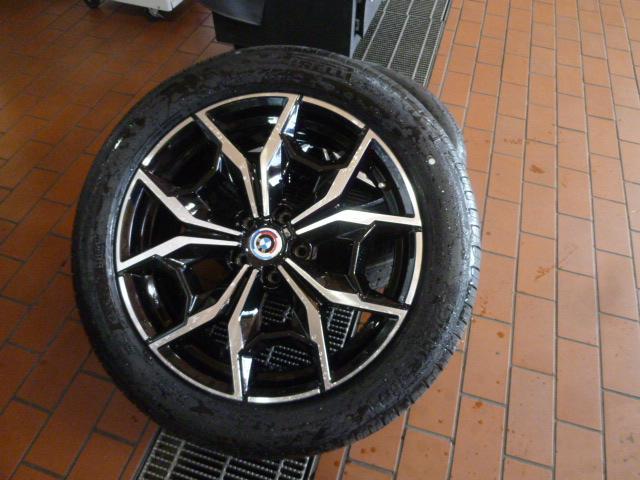 BMW X3 G01｜ランフラットタイヤ4本交換｜専用機械で安全・確実に施工！ 【徳島 プレミアムカーセンター】徳島 香川 淡路島