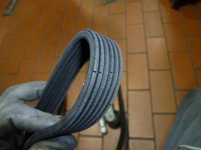 ランドローバー イヴォーグ | 燃料タンクからガソリン漏れ！燃料ポンプ交換【徳島 プレミアムカーセンター】徳島 香川 淡路島