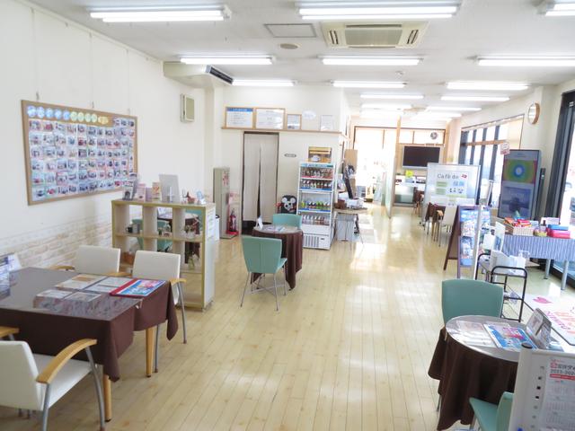 滋賀ダイハツ販売(株)U-CARハッピー栗東店(4枚目)