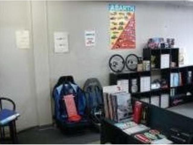 garage Car’s Cafe(3枚目)