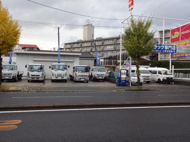 上野自動車　株式会社　兵庫篠山支店(1枚目)