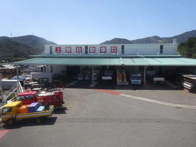 上野自動車　株式会社　兵庫篠山支店