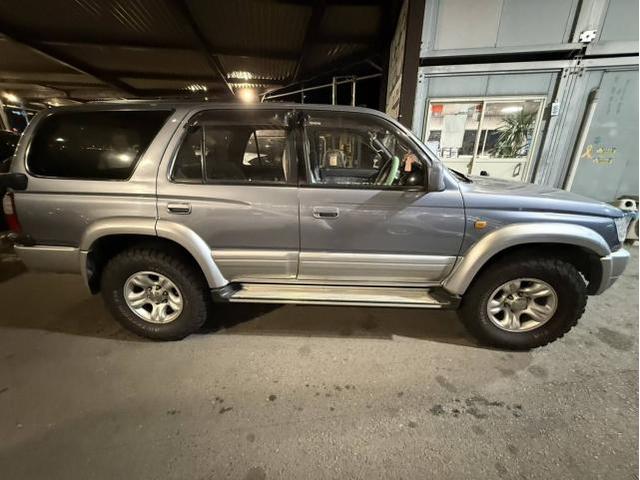 トヨタ　ハイラックスサーフ　車検　生駒市　四條畷市　奈良市　生駒郡　他地域のお客様も大歓迎です！
