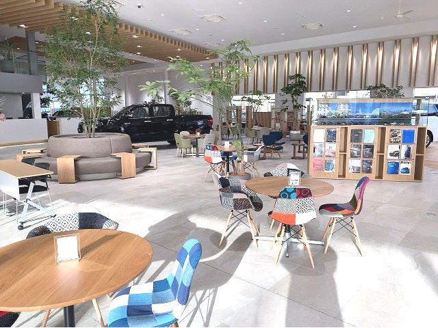 神戸トヨペット(株) THE GARAGE 宝塚インター南(3枚目)