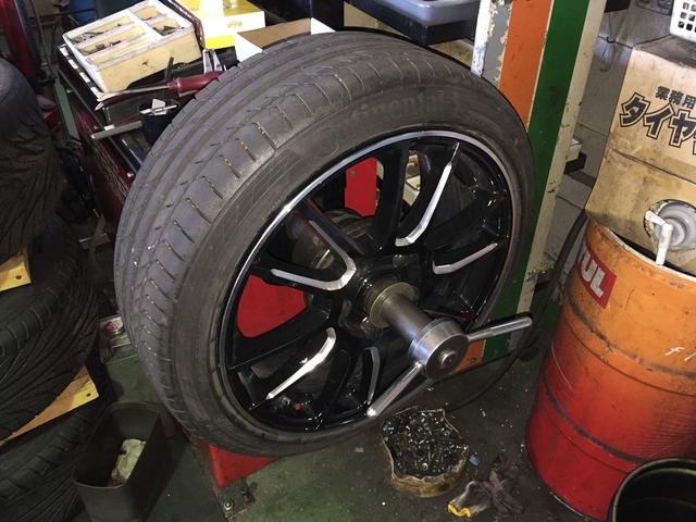 滋賀　スイフトのタイヤ組み換え作業（8本）