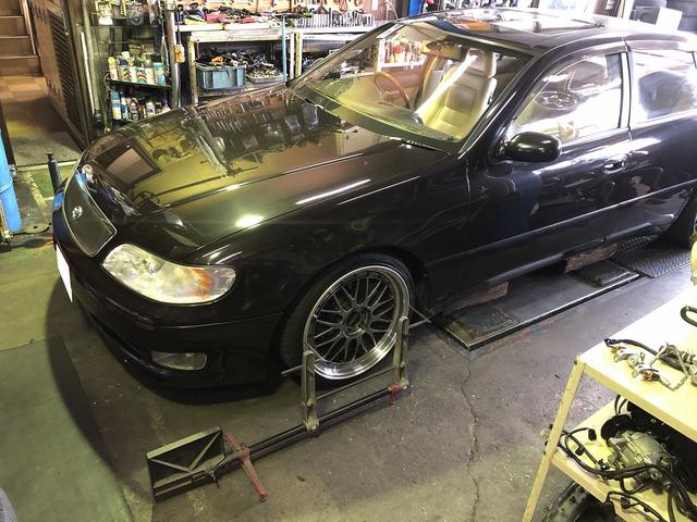 滋賀 アリスト(JZS147)の持ち込み車高調 取り付け｜グーネットピット