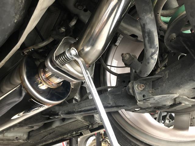 滋賀　 シビック タイプＲ(FD2)の持ち込みマフラー交換