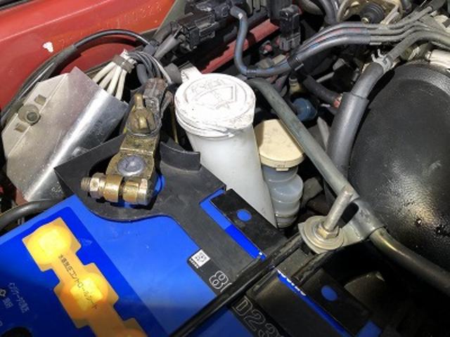 三菱「GTO」のクラッチマスターシリンダー修理