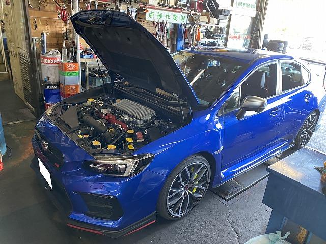 滋賀　スバル「ＷＲＸ」の持ち込みステアリング交換＆調整