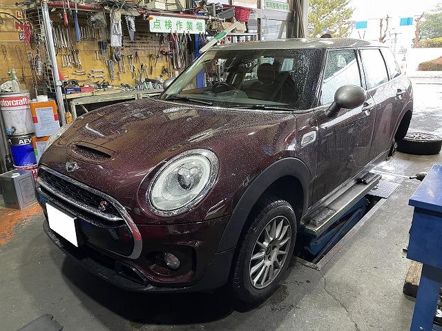 滋賀　MINI(F54)のリアブレーキパッド交換（ディクセル）