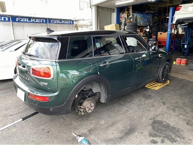 滋賀　輸入車「ＭＩＮＩ」の持込タイヤ交換４本(17インチ)