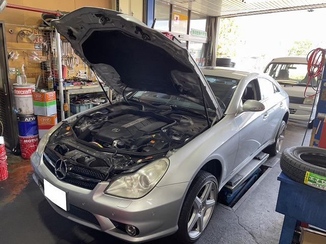 滋賀　ベンツCLS500(W219)のオイル漏れ修理
