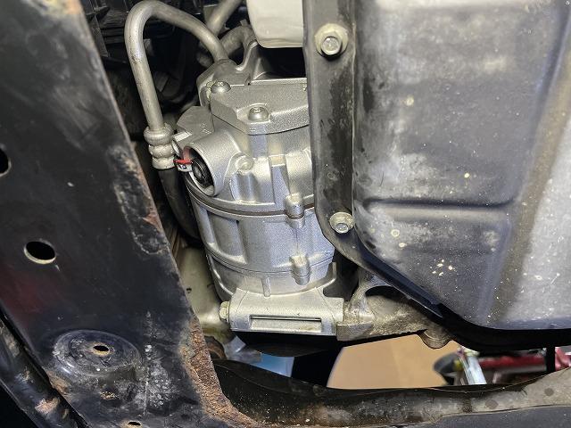 滋賀　日産セレナ(C25)のエアコン修理