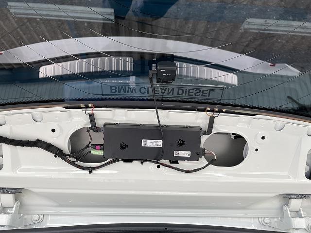 滋賀　BMW「X3」のドラレコ取付（前後カメラ）