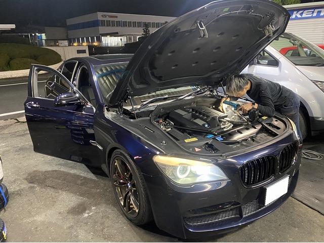 滋賀　BMW740i(F01)のヒーターバルブ交換