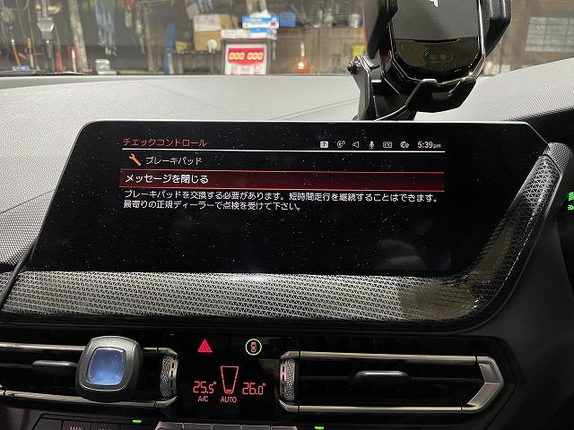 滋賀　BMW「118d」(F40)のブレーキパッド交換(ディクセル)