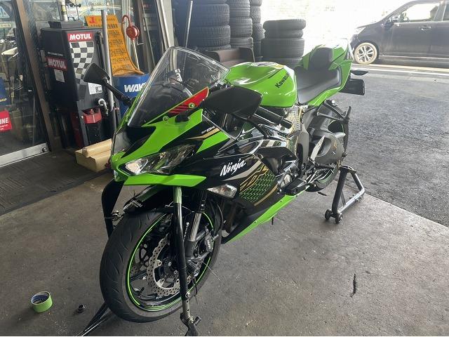 滋賀 カワサキ「ZX-6R」の持ち込みタイヤ交換(前後)|グー 滋賀 カワサキ「ZX-6R」の持ち込みタイヤ交換(前後)|グー