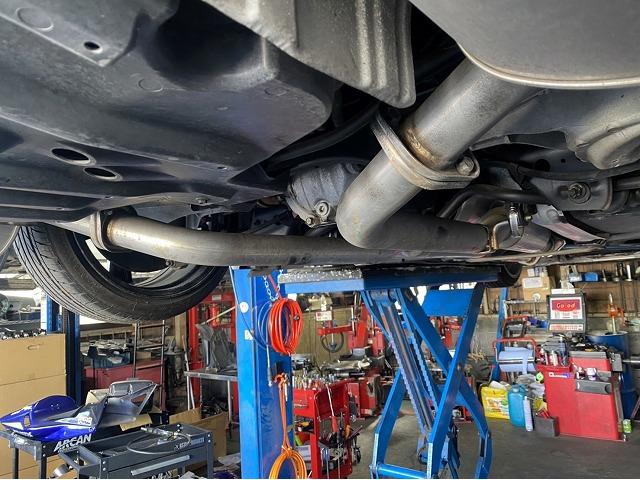 滋賀 V36スカイラインのマフラー底上げ溶接加工|グーネットピット