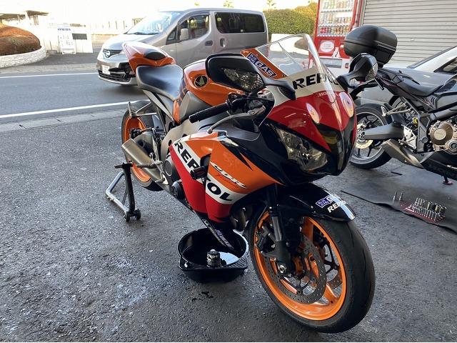 滋賀　ホンダ「CBR1000RR」(SC59)の車検＆整備